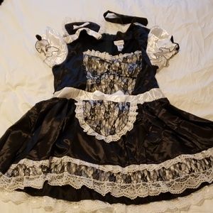 COSTUME- French maid outfit. LIKE BRAND NEW!